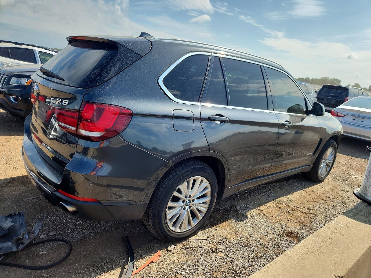 2016 BMW X5 xDrive35I - zdjęcie 3