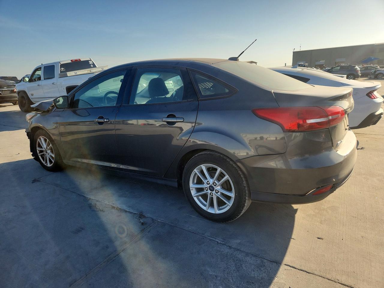 2016 Ford Focus Se - zdjęcie 2