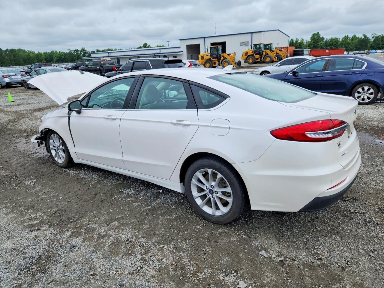 2020 Ford Fusion Se - zdjęcie 3