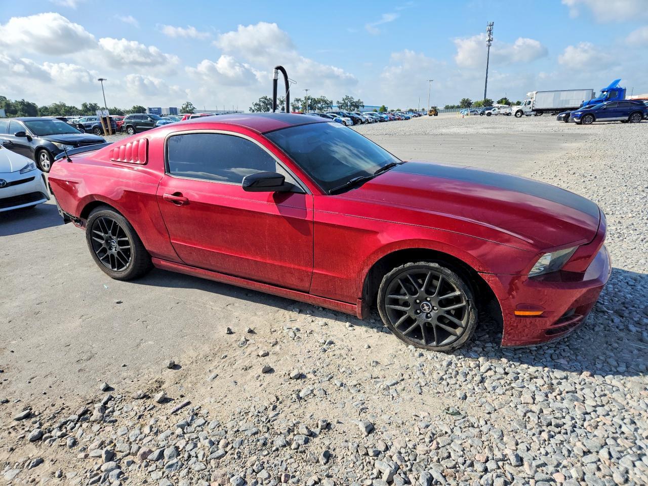 2014 Ford Mustang - zdjęcie 4