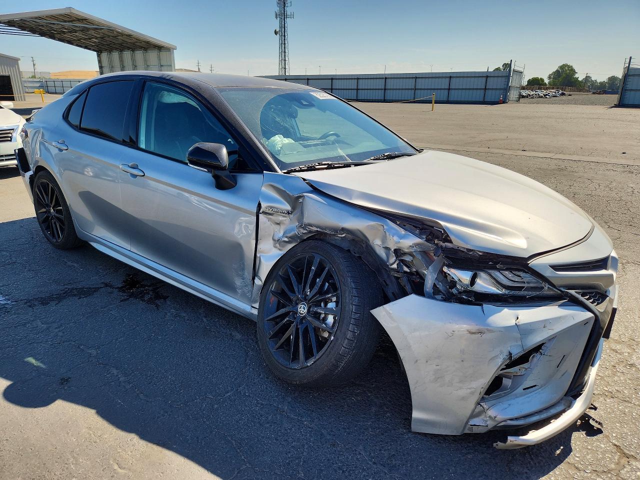 2021 Toyota Camry Xse - zdjęcie 4