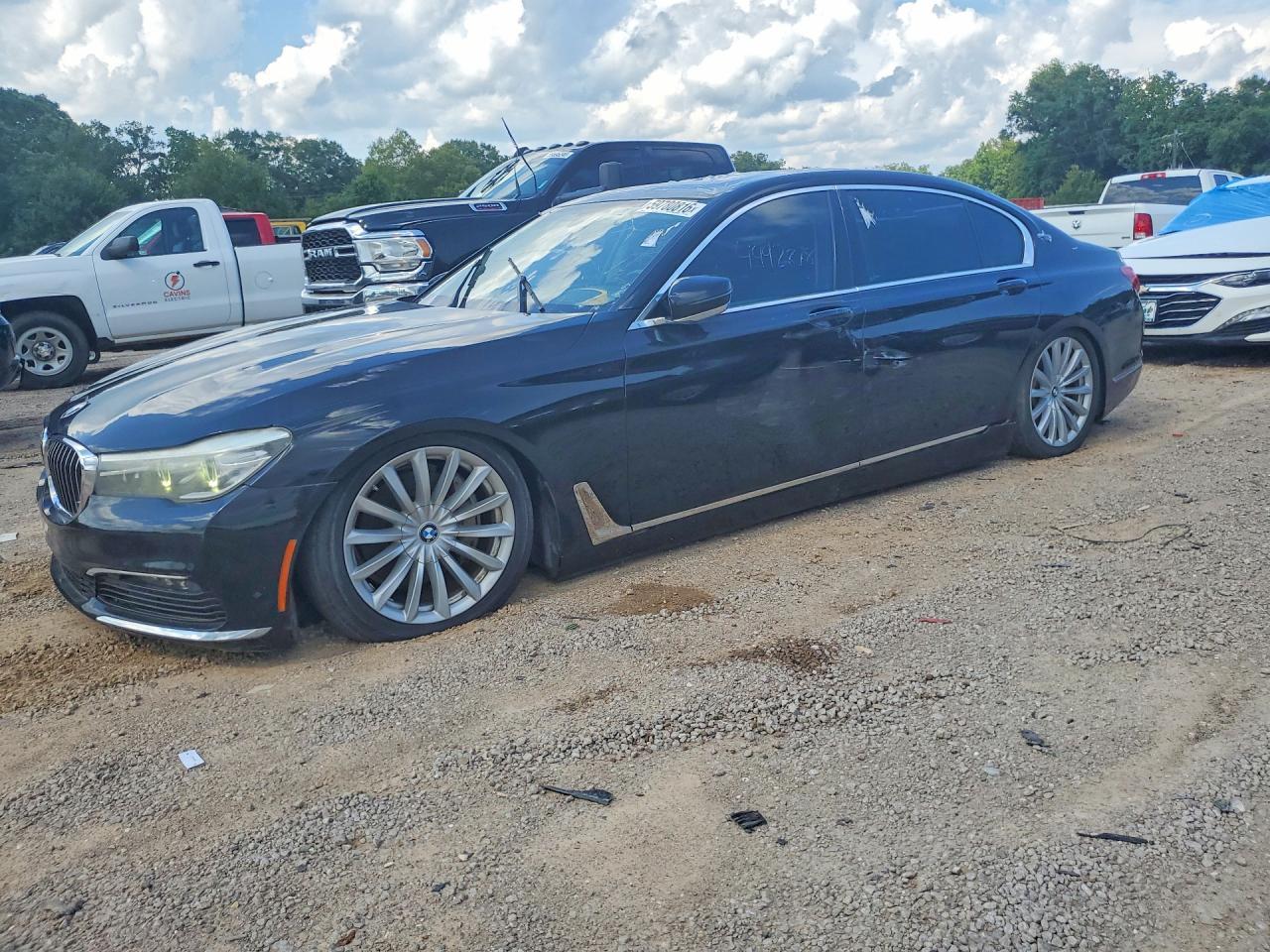 2017 BMW 740 I - zdjęcie główne