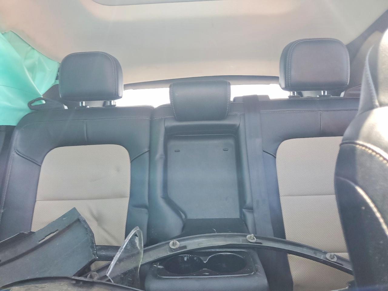2022 Ford Escape Titanium - zdjęcie 10