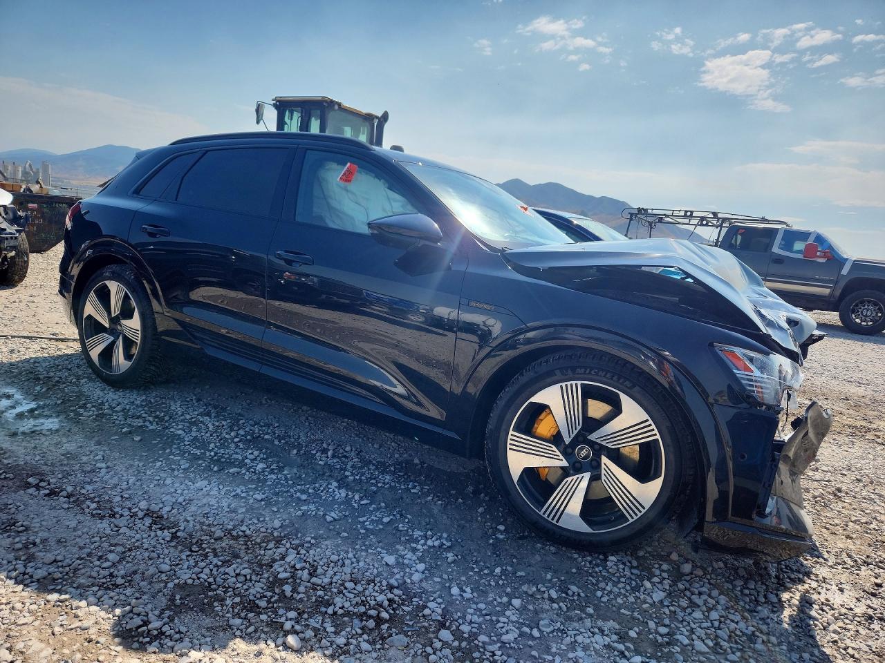 2022 Audi E-Tron Premium Plus - zdjęcie 4