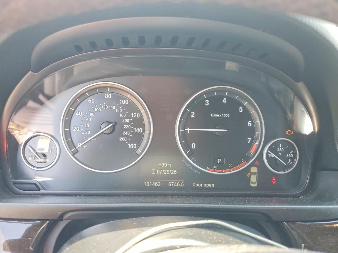 2015 BMW Seria 5 528i - zdjęcie 9