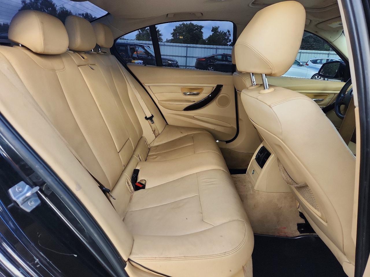 2013 BMW 328 I - zdjęcie 10