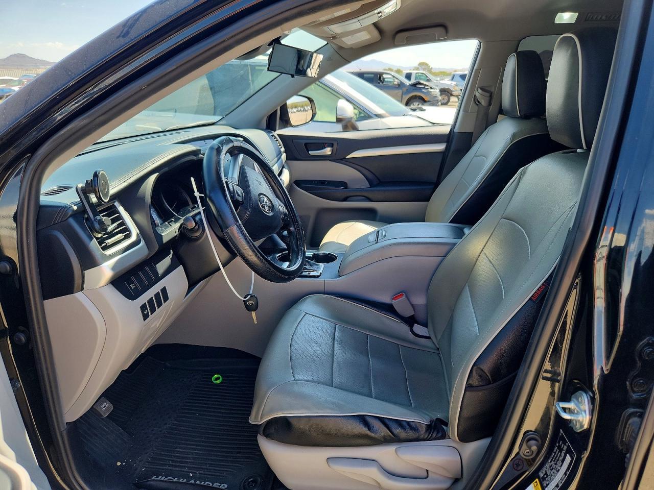 2019 Toyota Highlander Le - zdjęcie 7