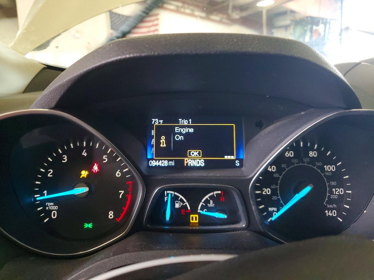 2017 Ford Escape S - zdjęcie 9