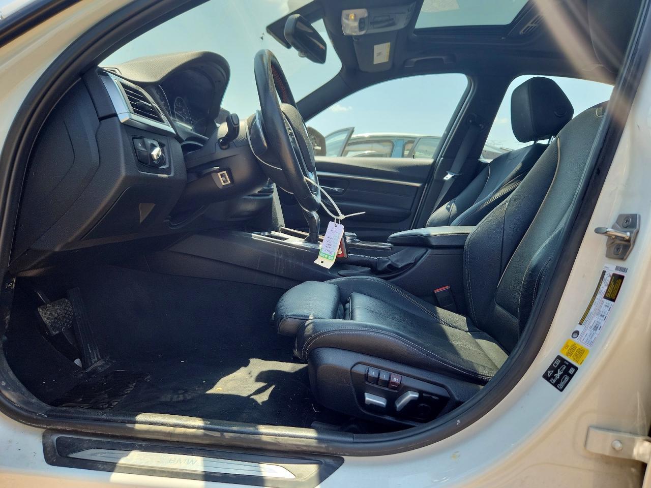 2016 BMW Seria 3 328i - zdjęcie 7