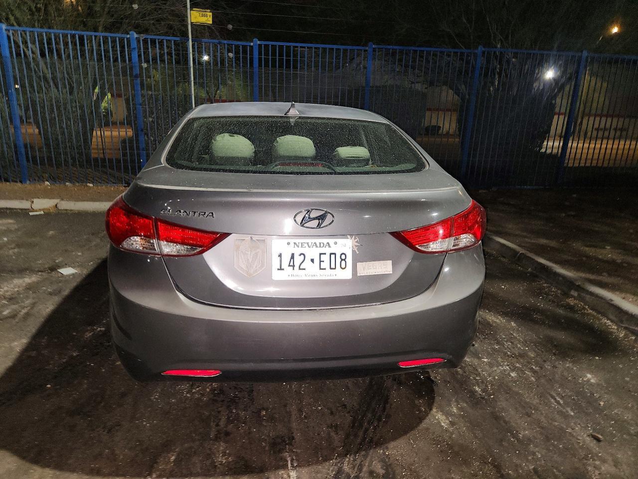 2013 Hyun Elantra Gl - zdjęcie 6