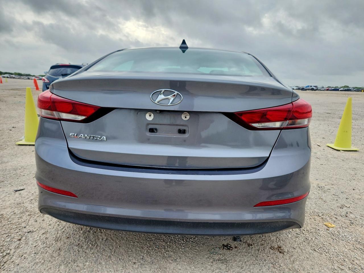 2018 Hyundai Elantra Value Edition - zdjęcie 6