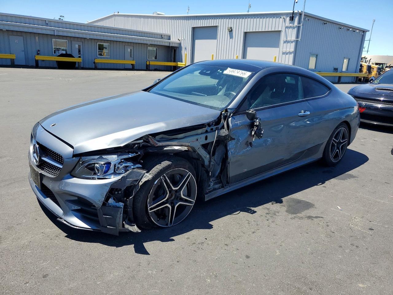 2023 Mercedes-Benz C 300 - zdjęcie główne