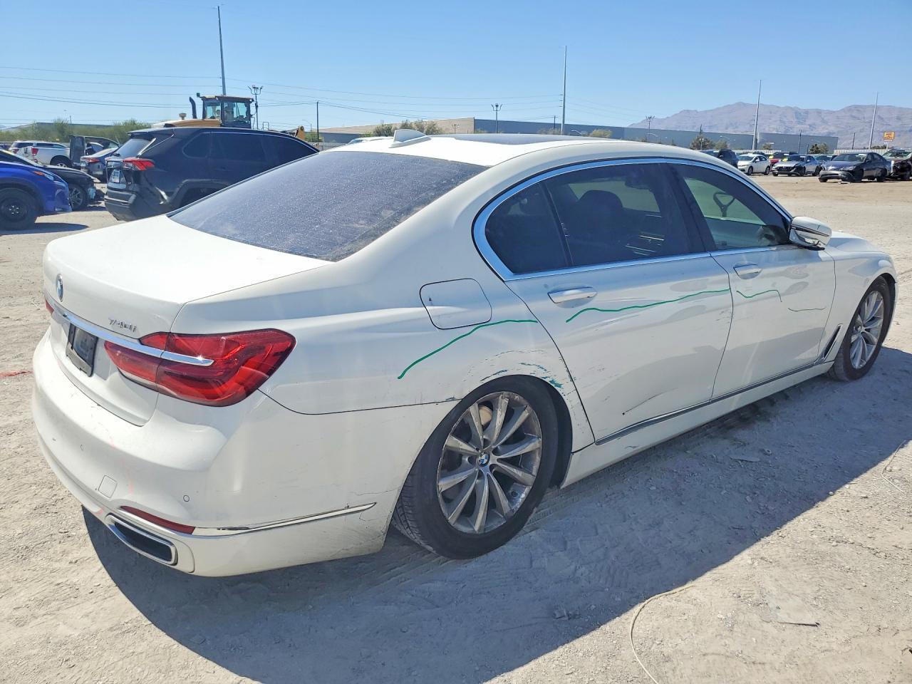 2018 BMW 740 I - zdjęcie 3