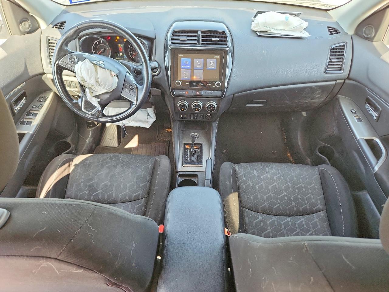 2021 Mitsubishi Outlander Sport Es - zdjęcie 8