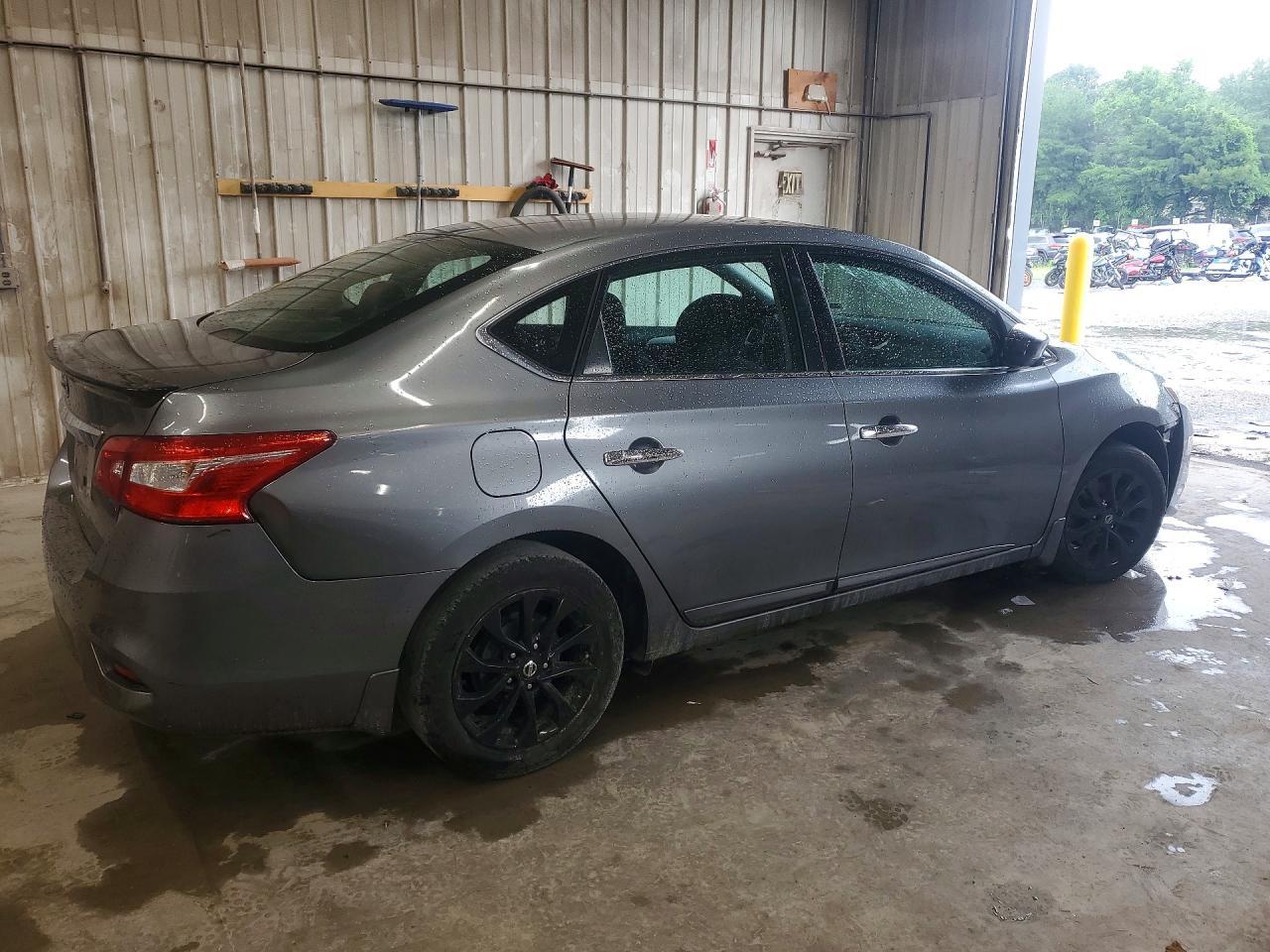 2018 Nissan Sentra S - zdjęcie 3