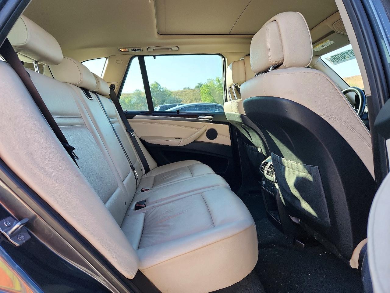 2013 BMW X5 xDrive35I - zdjęcie 11