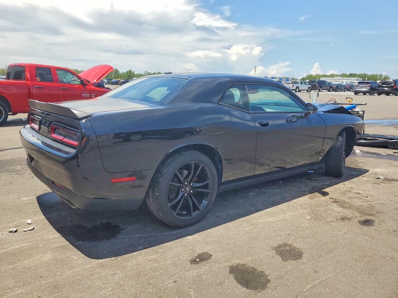 2017 Dodge Challenger Sxt - zdjęcie 3