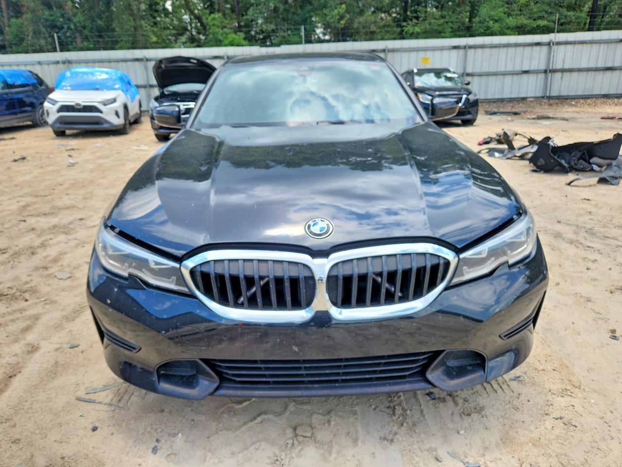 2021 BMW 330I - zdjęcie 5