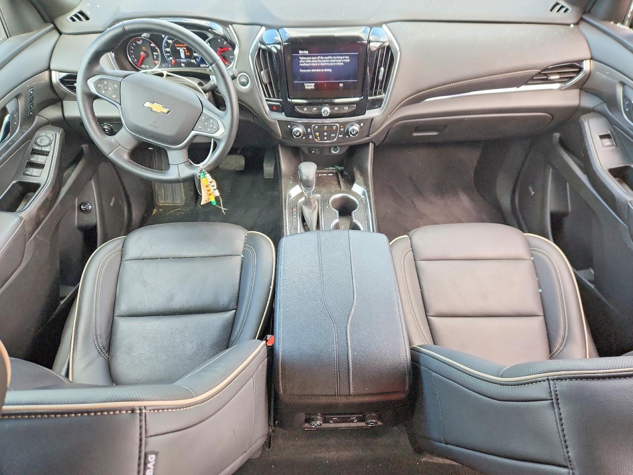 2023 Chevrolet Traverse Premier - zdjęcie 8