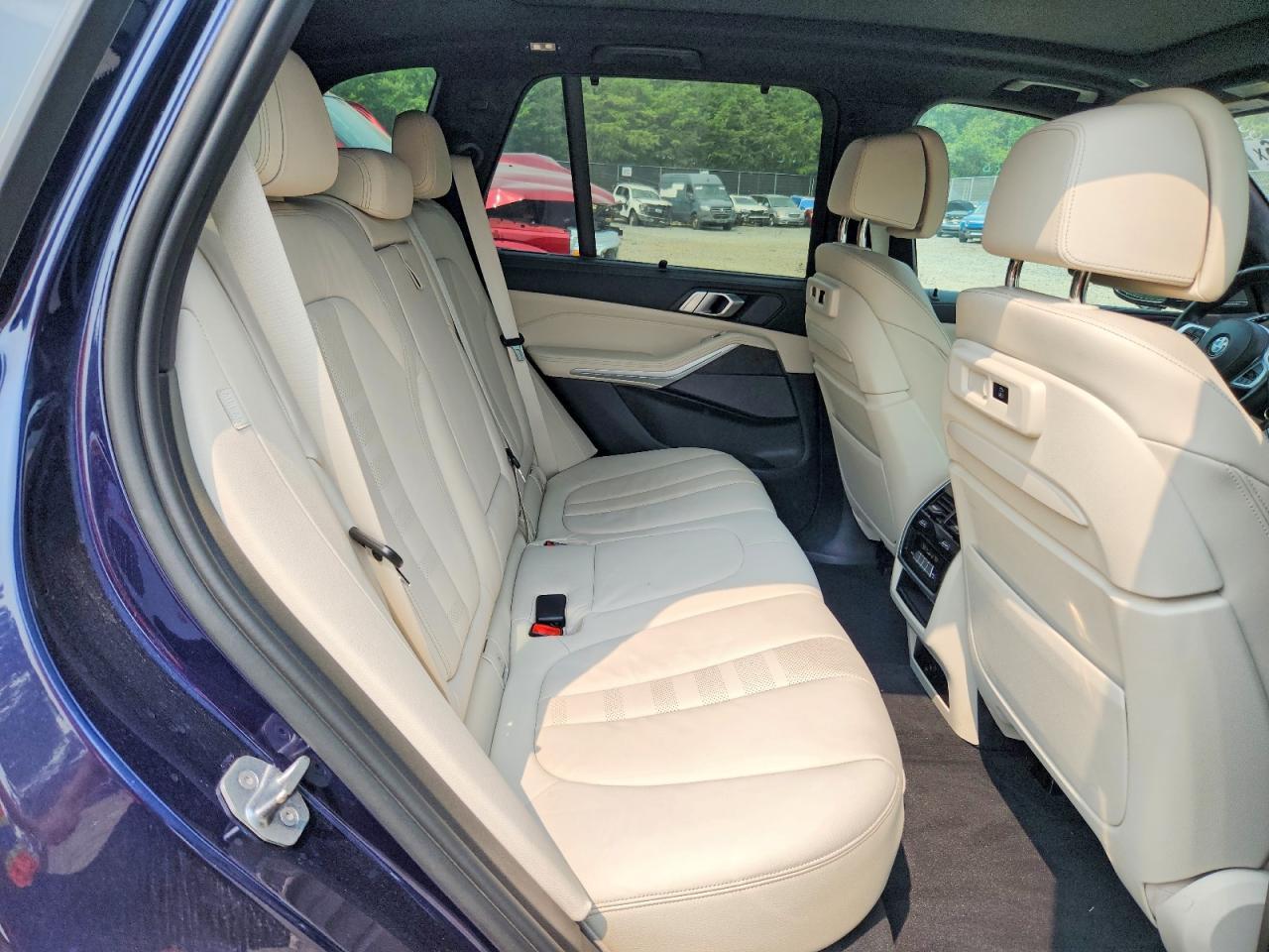 2020 BMW X5 xDrive40I - zdjęcie 11
