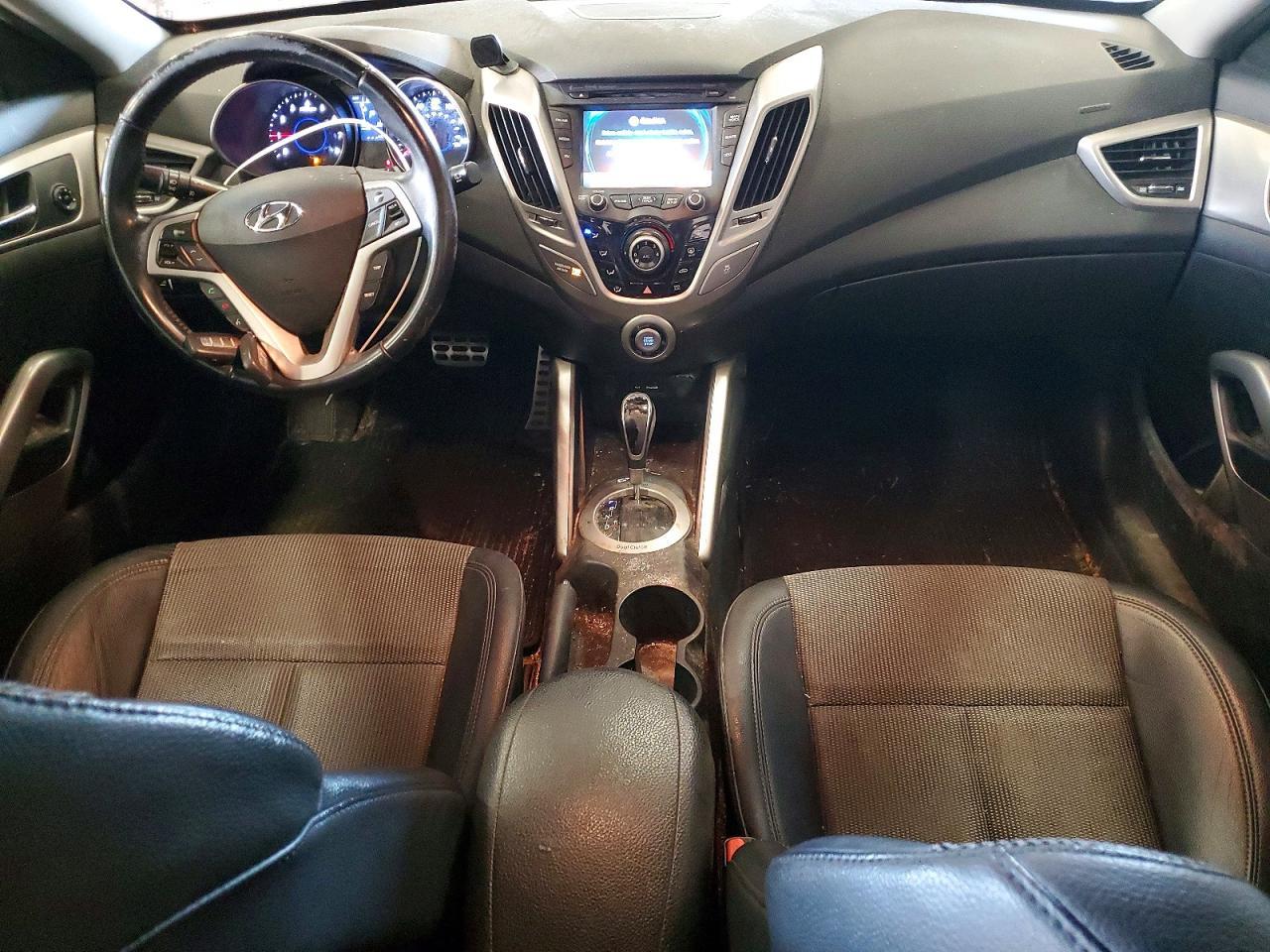 2013 Hyundai Veloster Base - zdjęcie 8