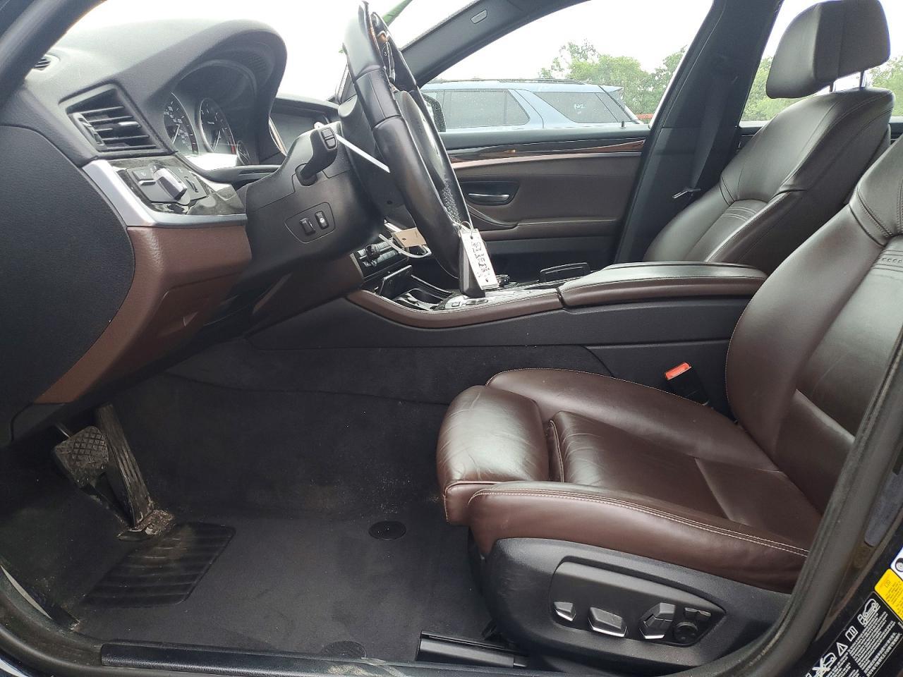 2014 BMW Seria 5 550i - zdjęcie 7