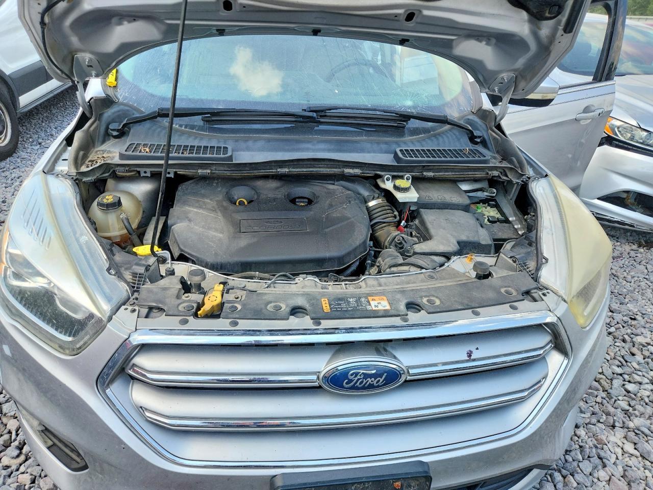 2017 Ford Escape Titanium - zdjęcie 11
