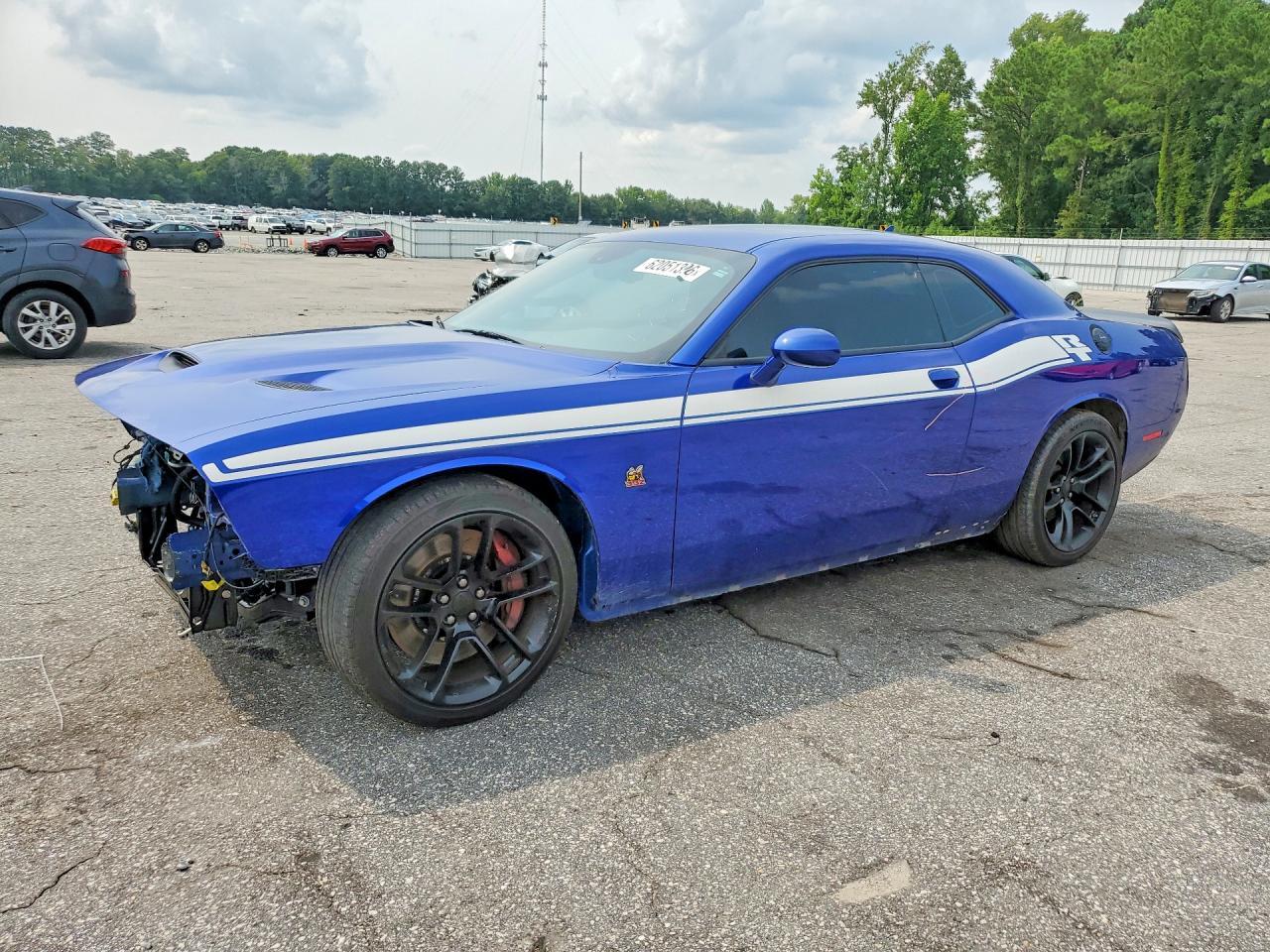 2022 Dodge Challenger R/T Scat Pack - zdjęcie główne