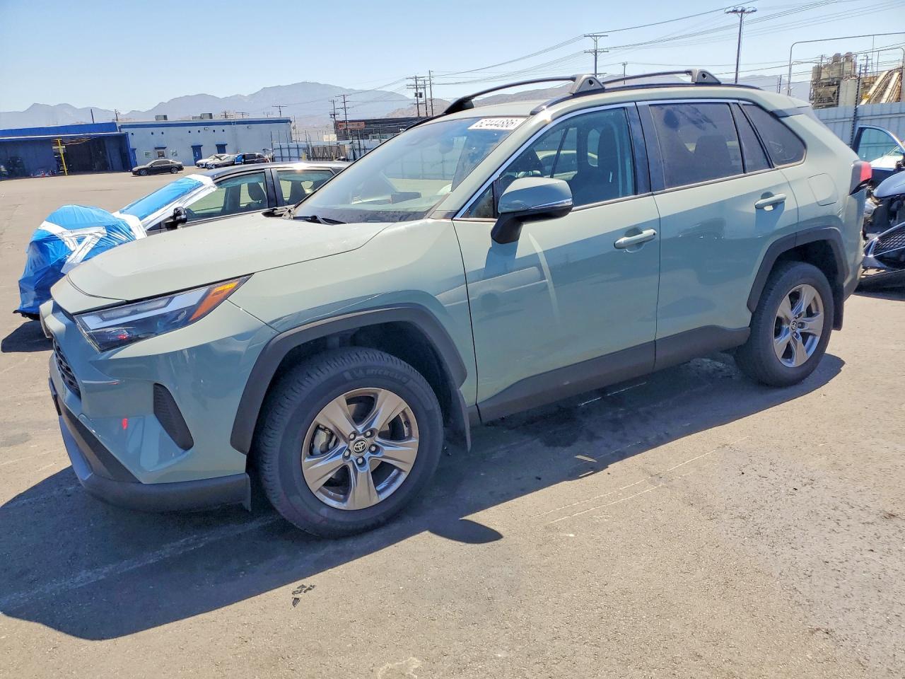 2023 Toyota Rav4 Xle - zdjęcie główne