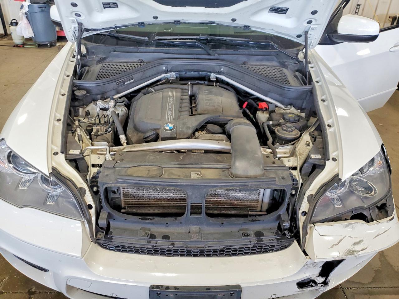 2013 BMW X5 xDrive35I - zdjęcie 11