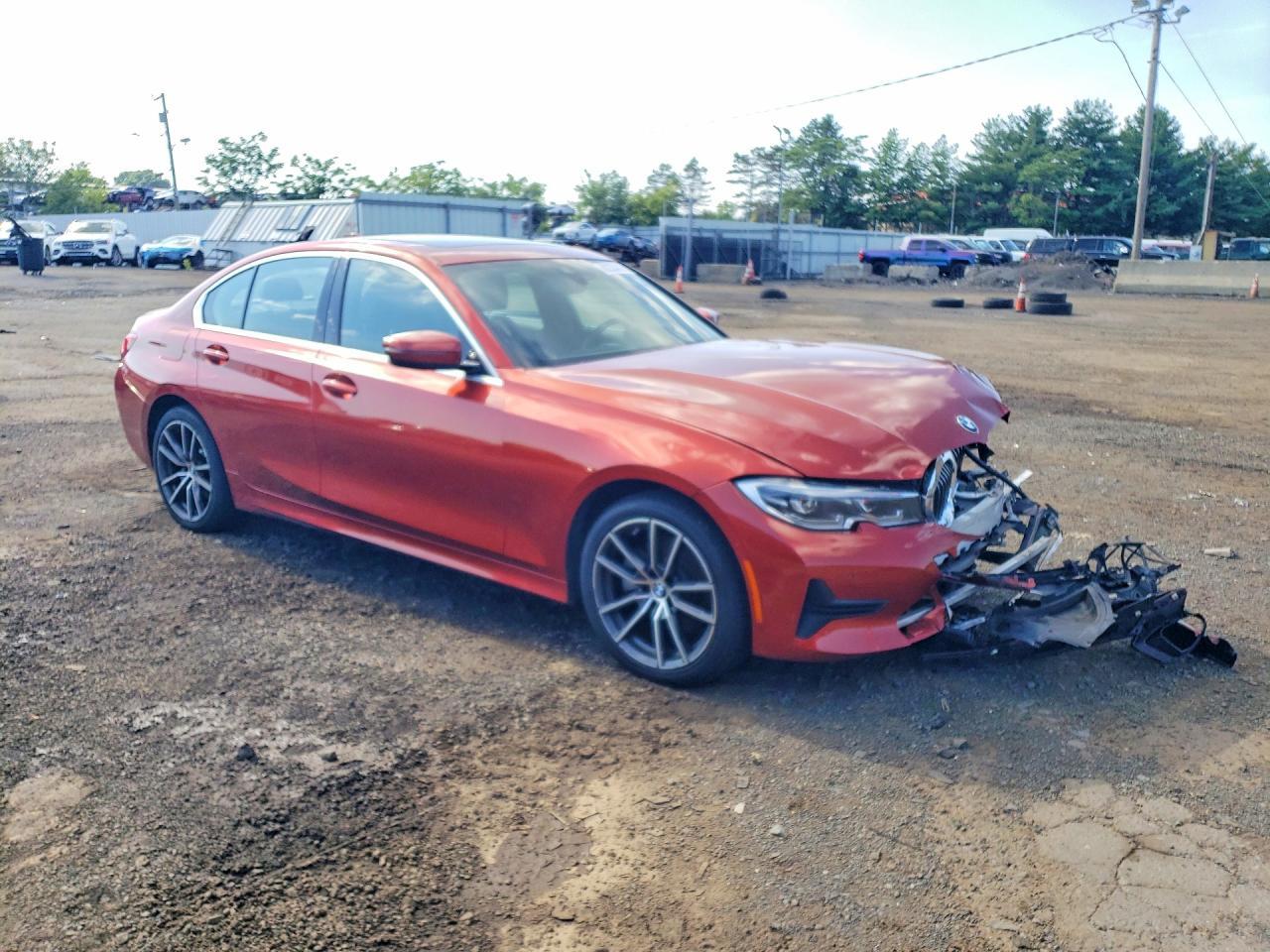 2019 BMW Seria 3 330i - zdjęcie 4
