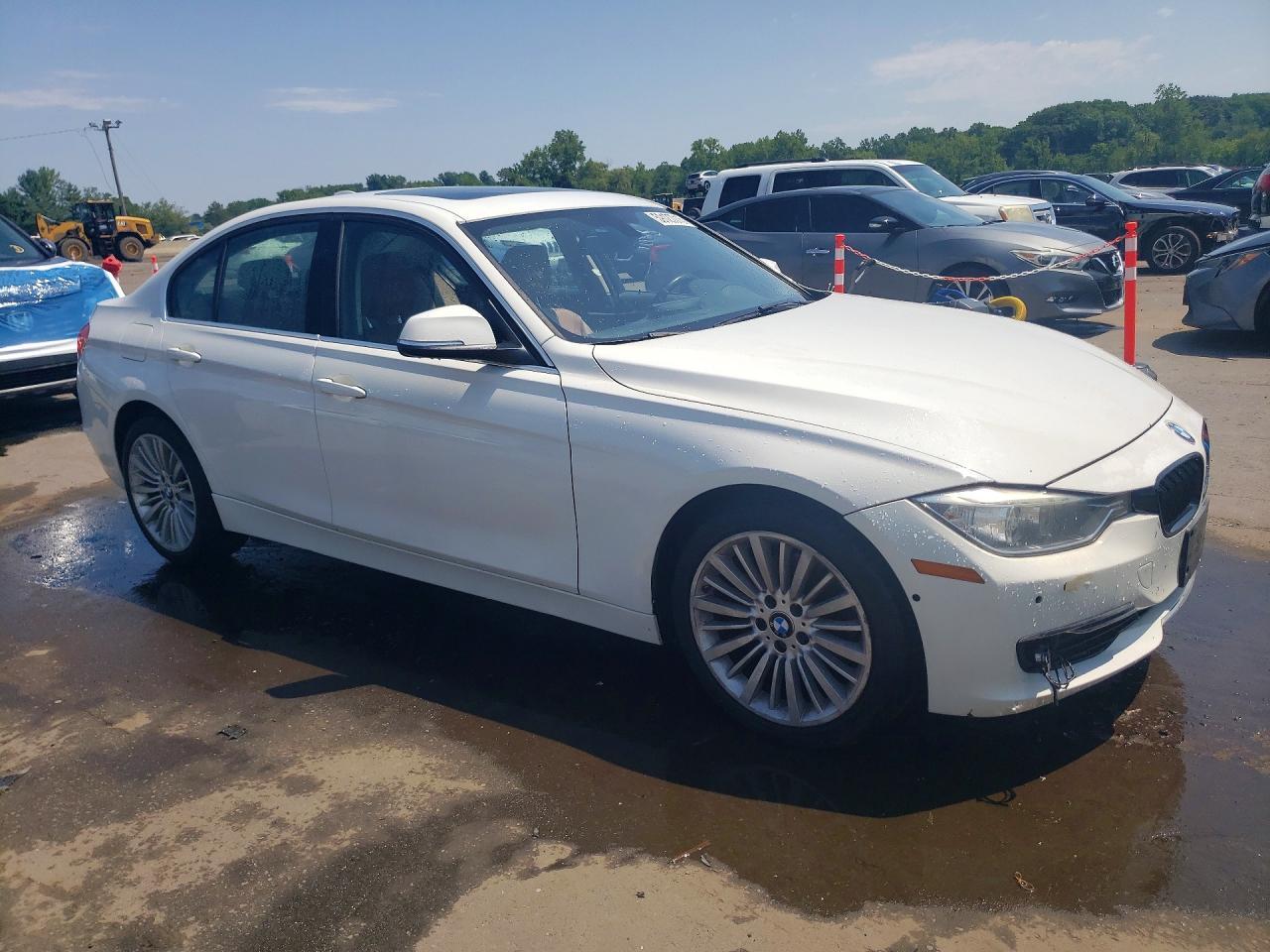 2013 BMW 328 Xi - zdjęcie 4