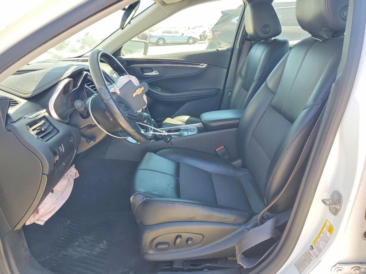 2016 Chevrolet Impala Lt - zdjęcie 7