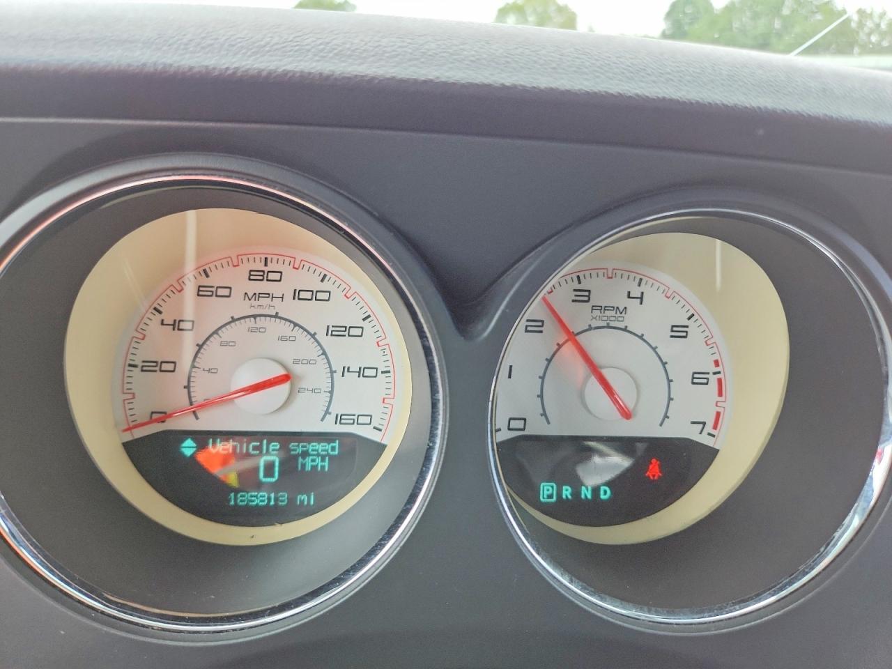 2013 Dodge Challenger R/T - zdjęcie 9