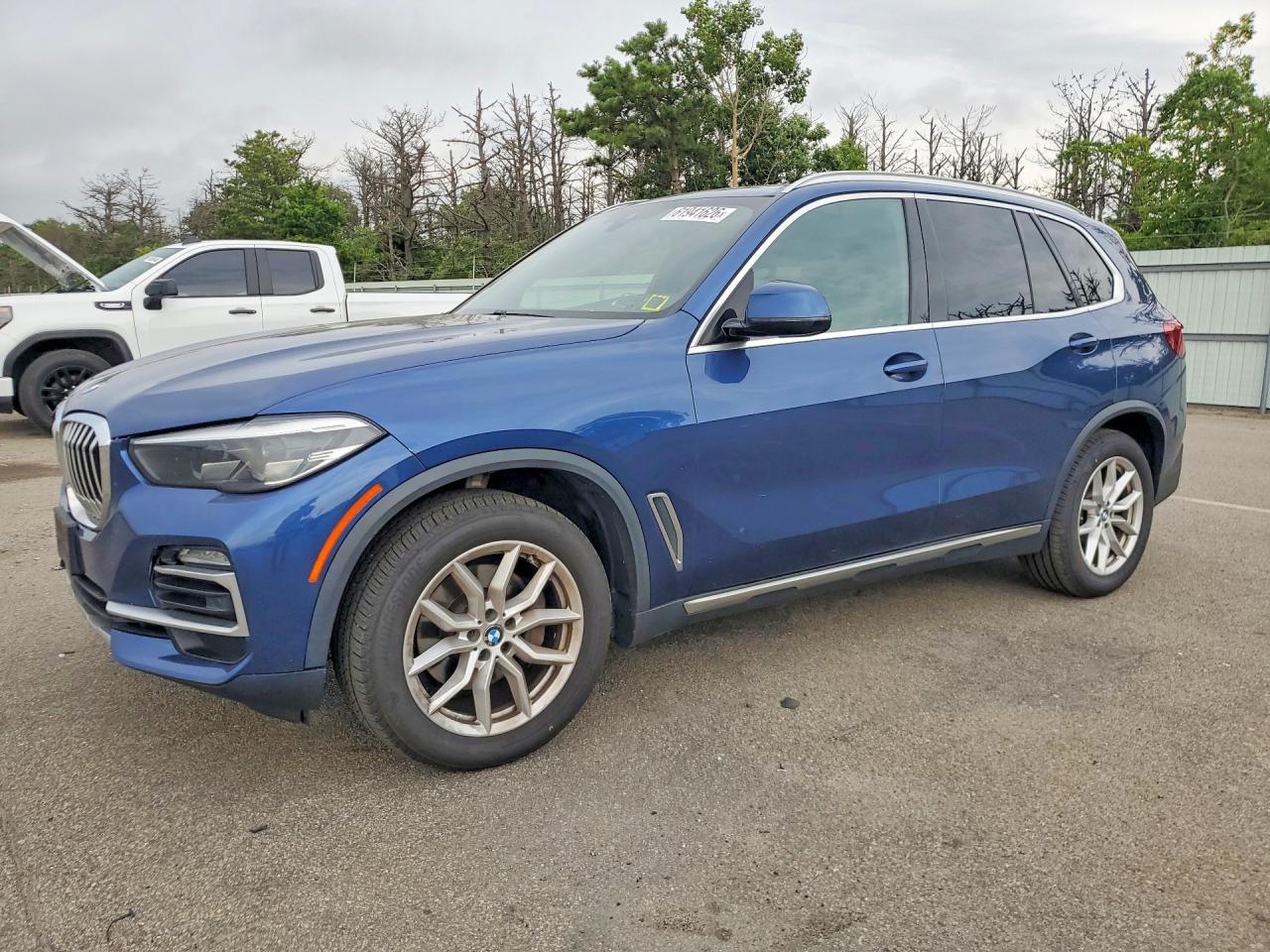 2019 BMW X5 xDrive40I - zdjęcie główne