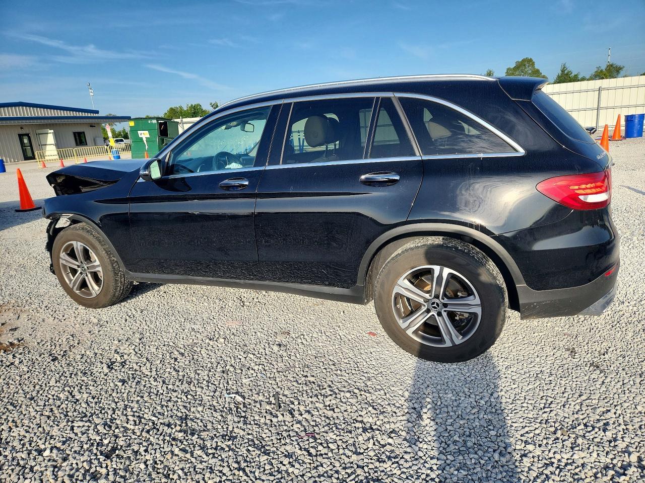 2019 Mercedes-Benz Glc 300 4Matic - zdjęcie 2