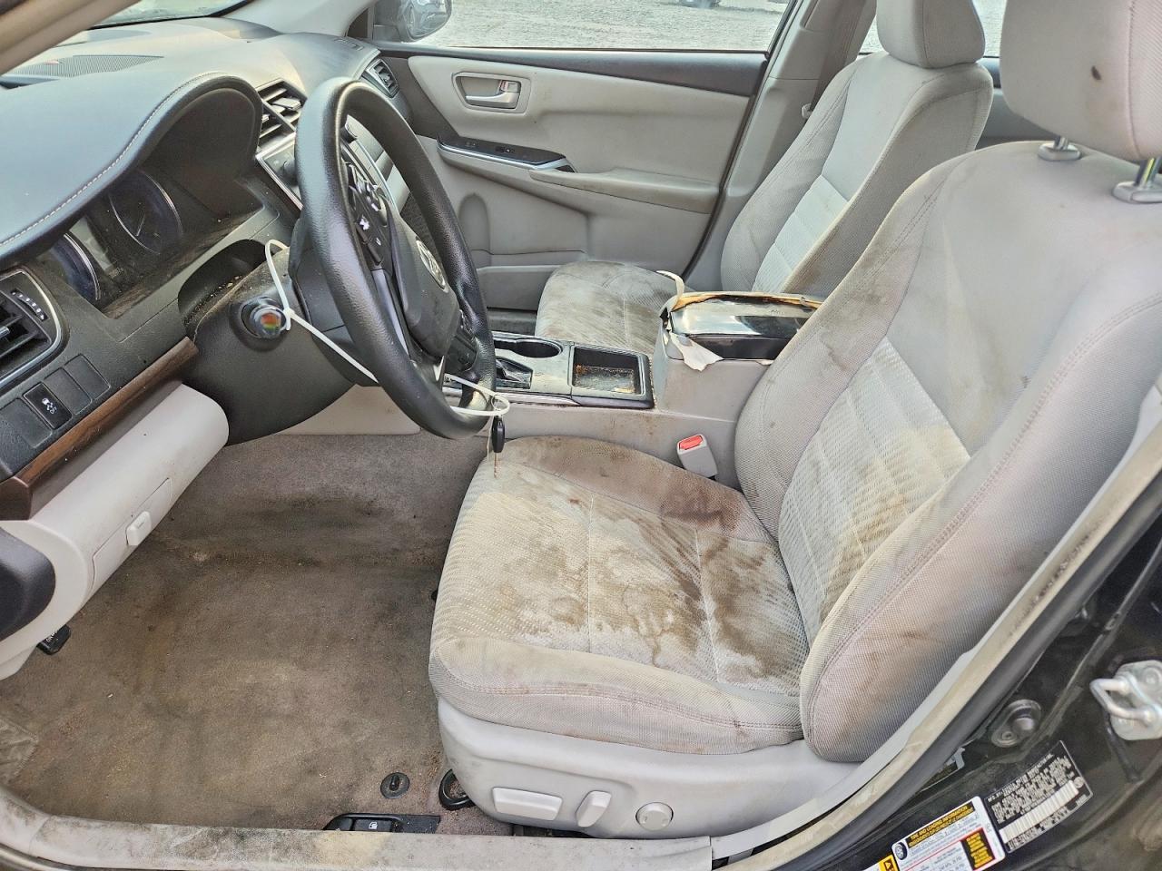 2017 Toyota Camry Le - zdjęcie 7