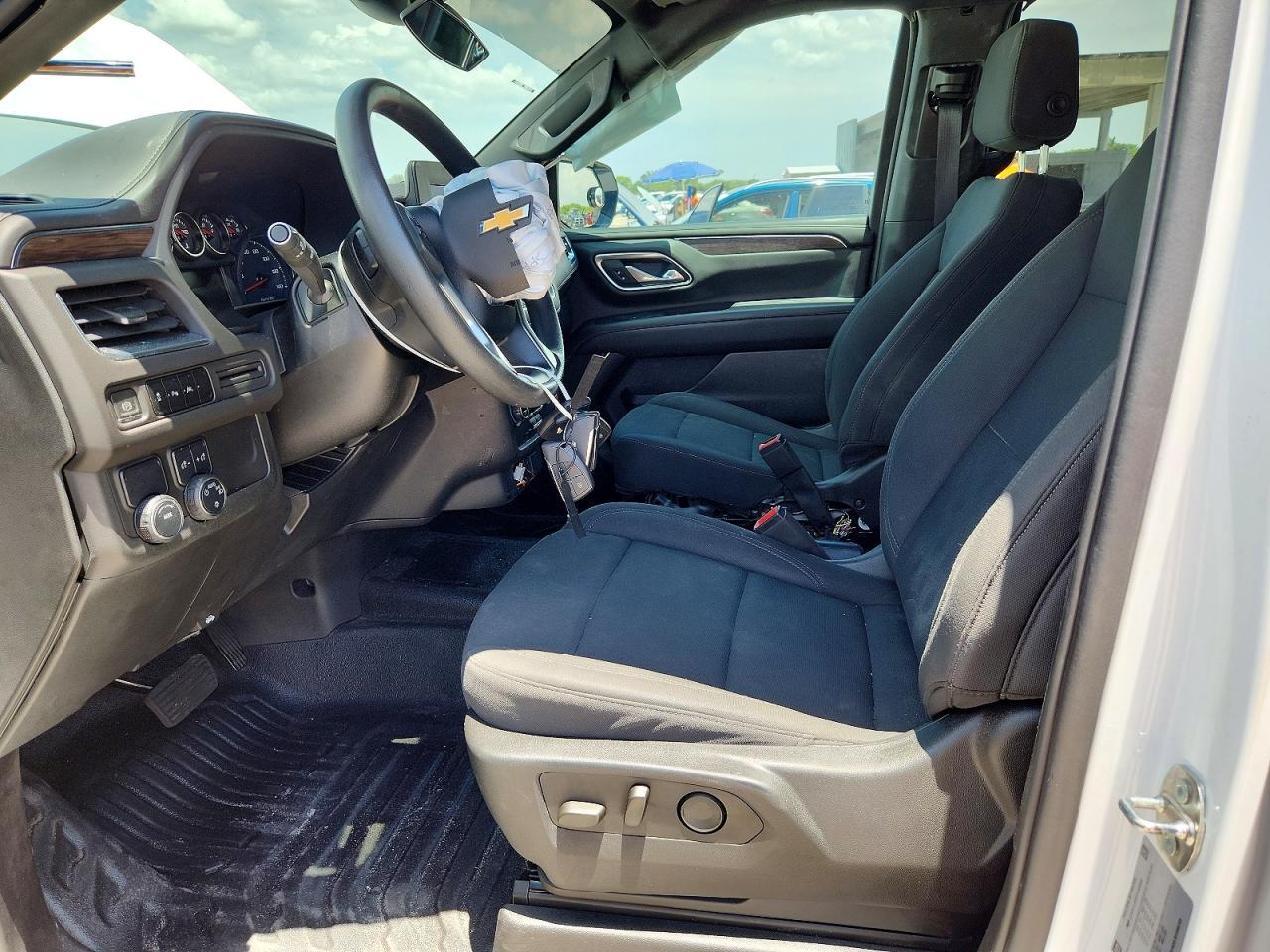 2023 Chevrolet Tahoe C1500 - zdjęcie 7