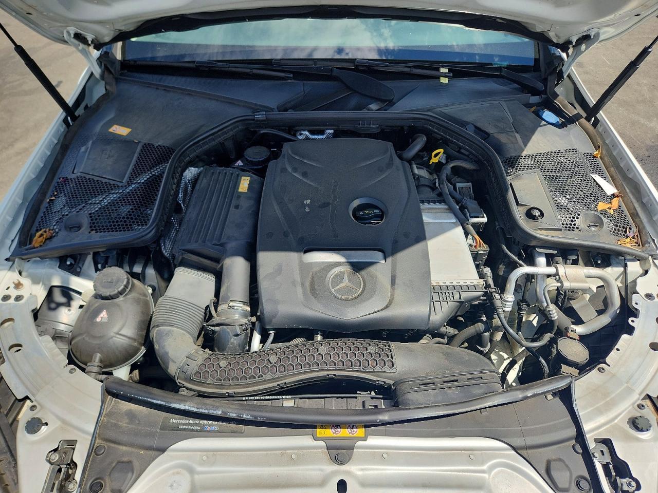 2016 Mercedes-Benz C 300 - zdjęcie 11
