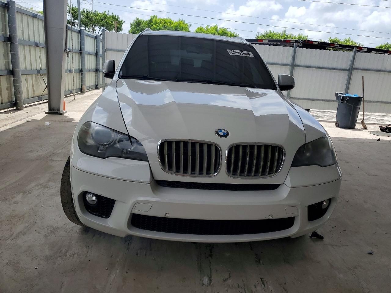 2013 BMW X5 xDrive50I - zdjęcie 5