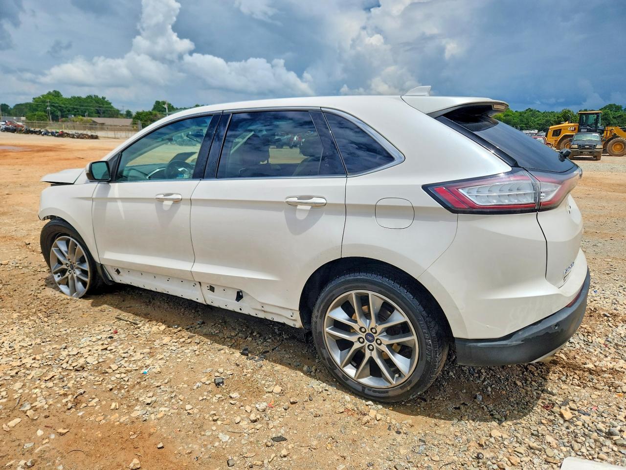 2016 Ford Edge Titanium - zdjęcie 2