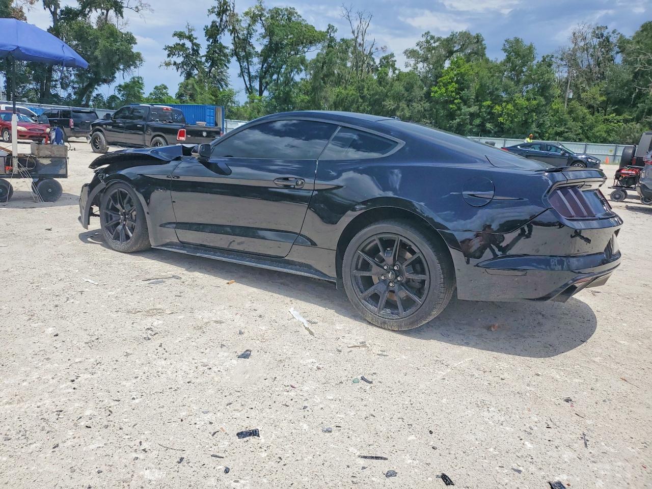 2017 Ford Mustang Gt - zdjęcie 2