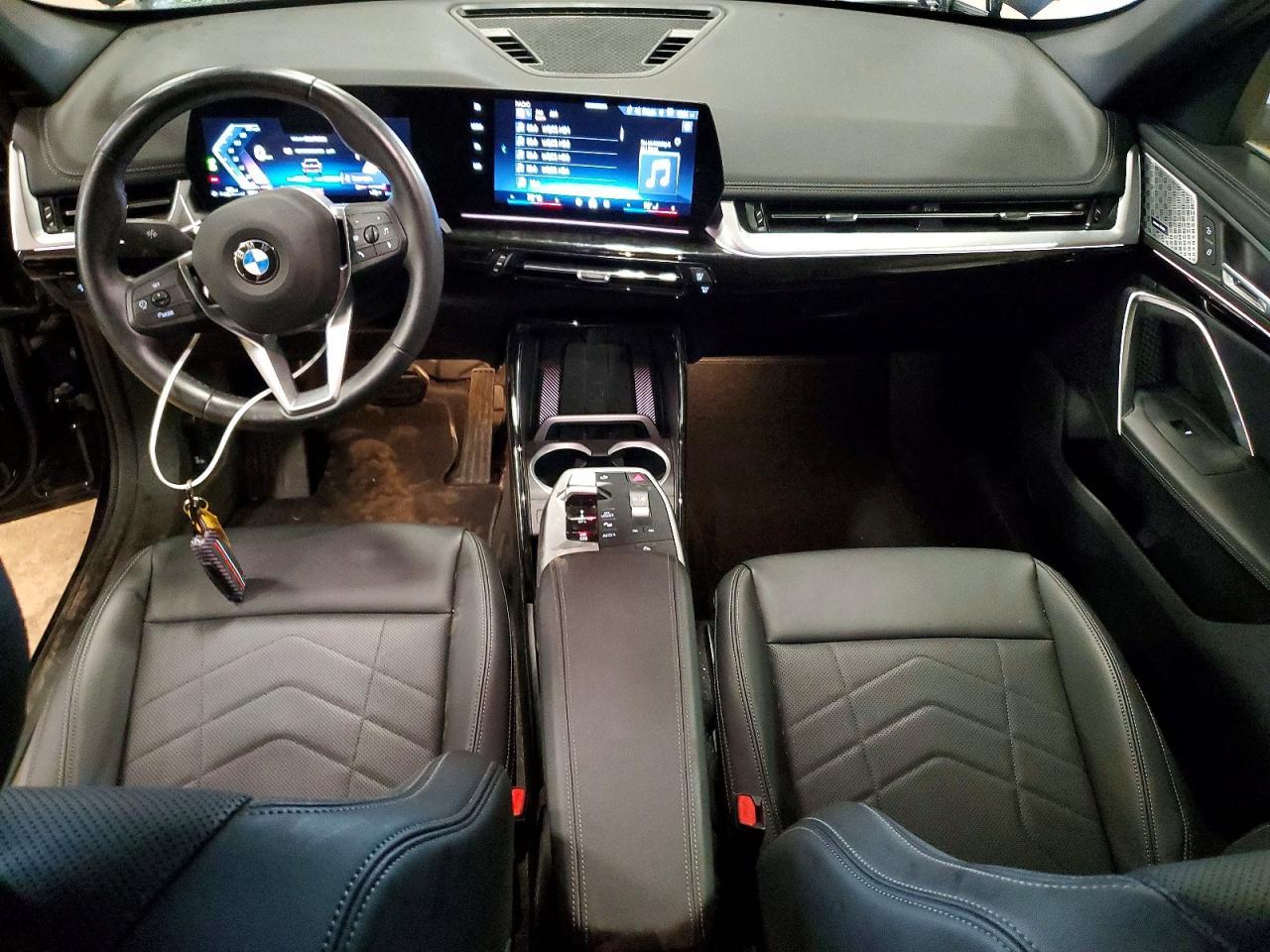2025 BMW X1 xDrive28I - zdjęcie 8
