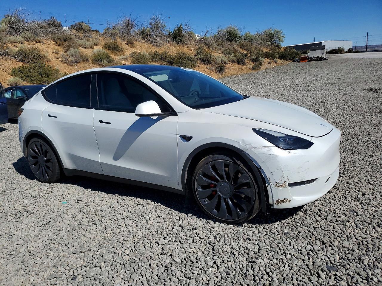 2023 Tesla Model Y - zdjęcie 4