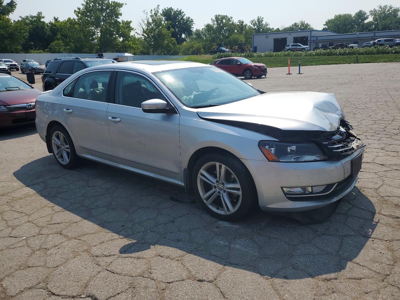 2015 Volkswagen Passat Sel - zdjęcie 4