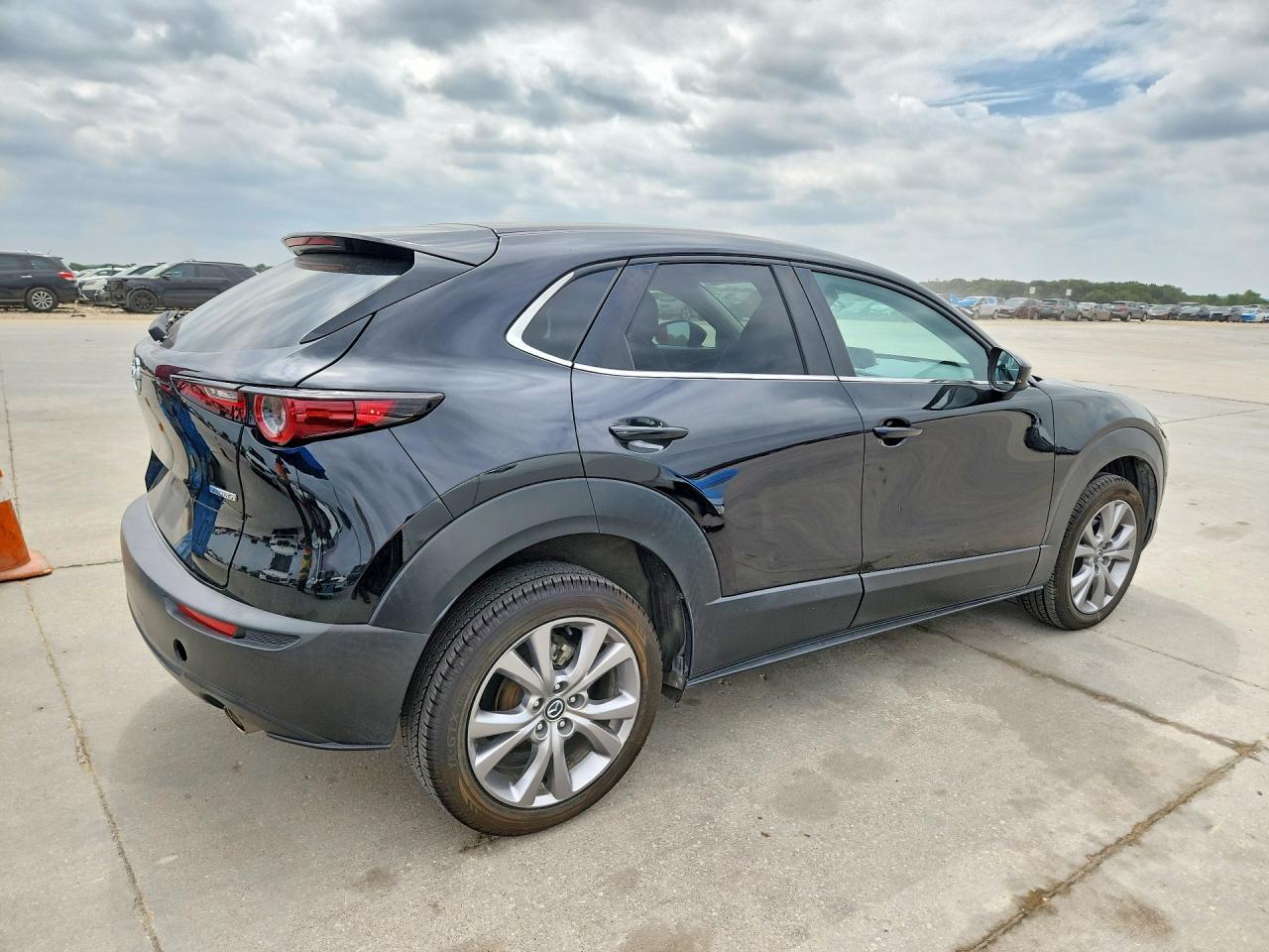 2021 Mazda Cx-30 Select - zdjęcie 3
