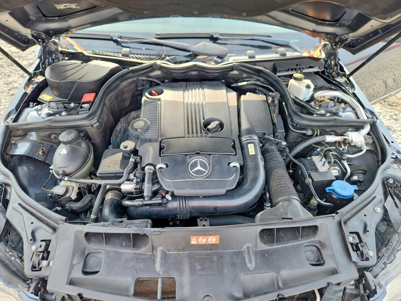 2013 Mercedes-Benz C 250 - zdjęcie 11