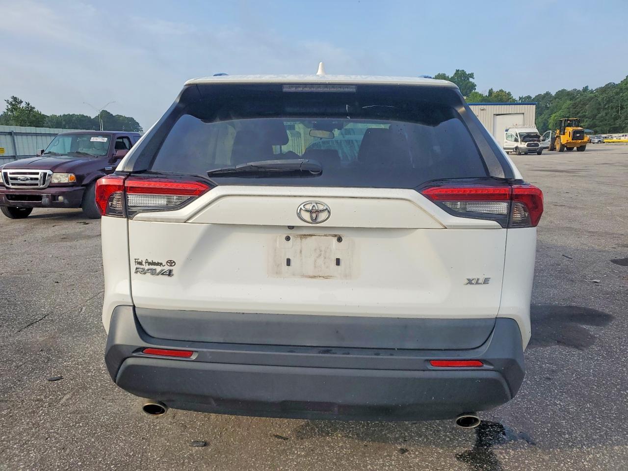 2020 Toyota Rav4 Xle Premium - zdjęcie 6
