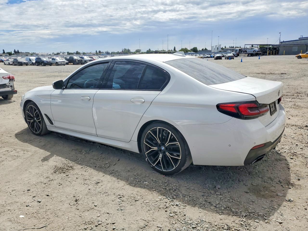 2021 BMW 540 I - zdjęcie 2