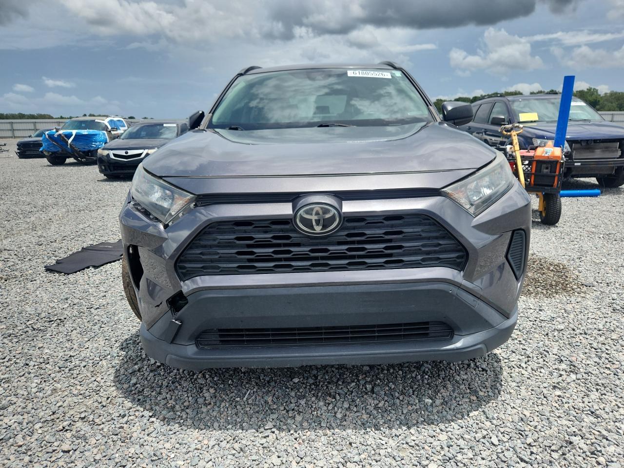2019 Toyota Rav4 Le - zdjęcie 5